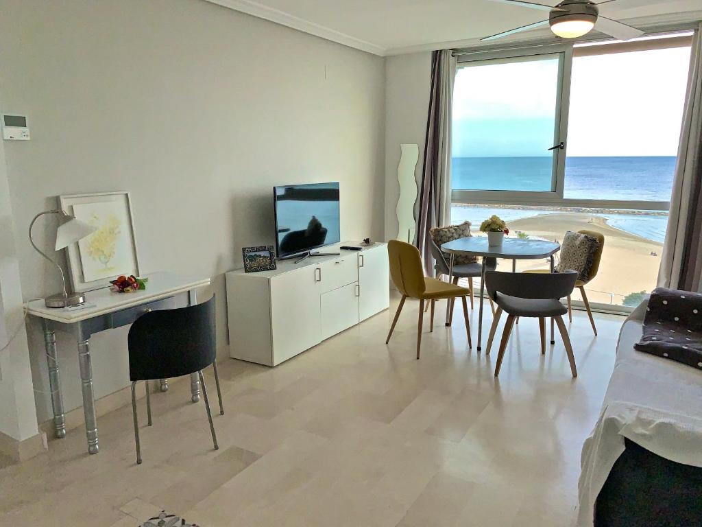 POSTIGUET BEACH 4