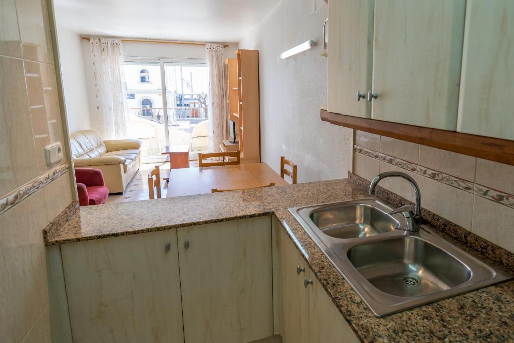 HomeHolidaysRentals Destan - Costa Barcelona 3