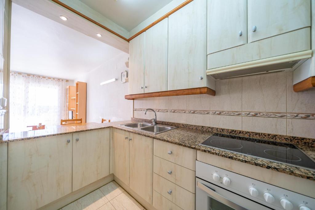 HomeHolidaysRentals Destan - Costa Barcelona 4