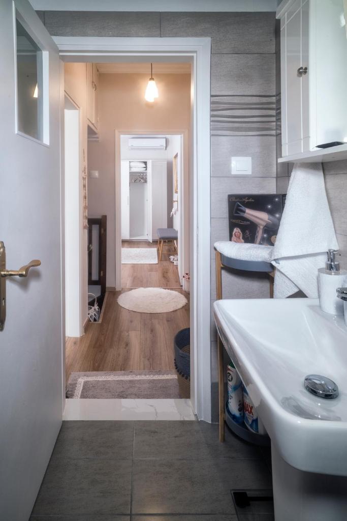 Mary's Dreamy Maisonette-Volos, Peaceful Area 3