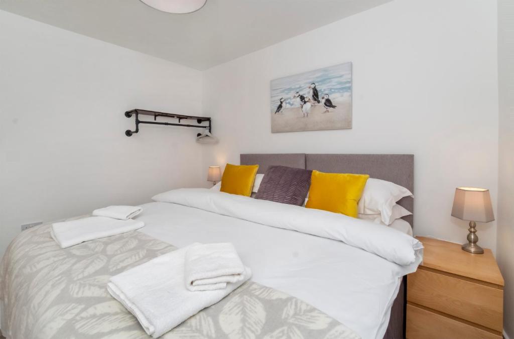 Livingstone street Apartments with Free Parking 7