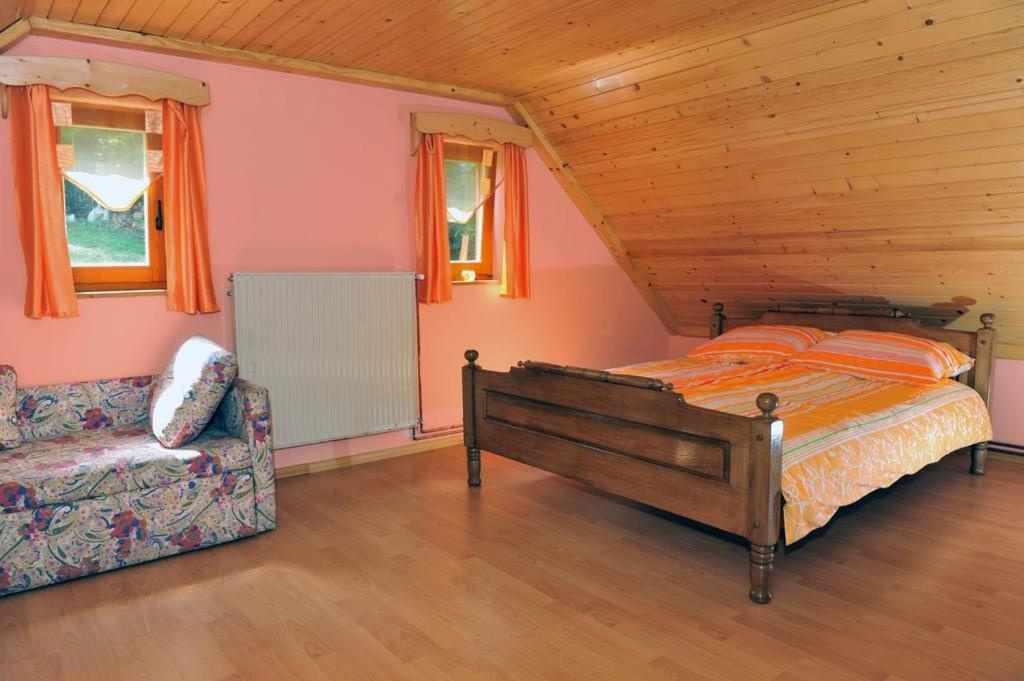 Turistična kmetija Kunstek 2