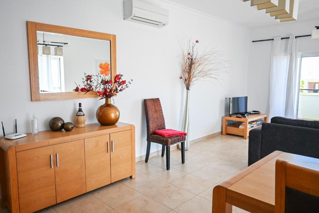 Lagos Stunning Apartments 6