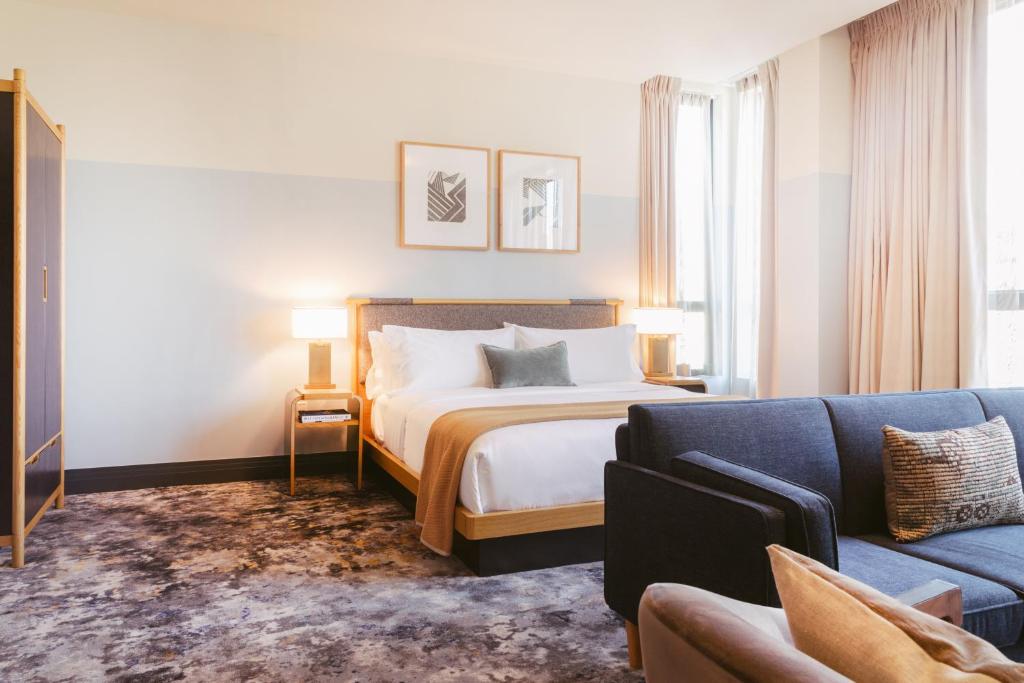 Clayton Hotel & Members Club Image