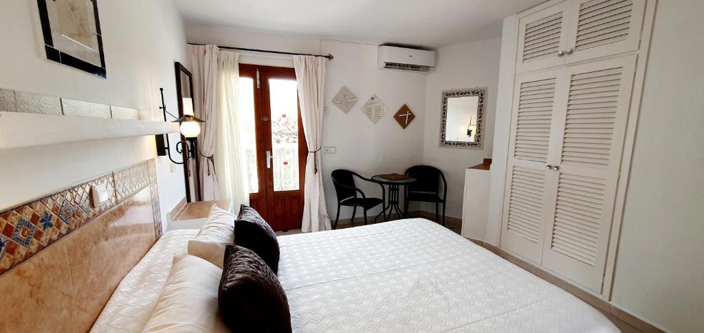 Granada Apartments Familiar Deluxe 5