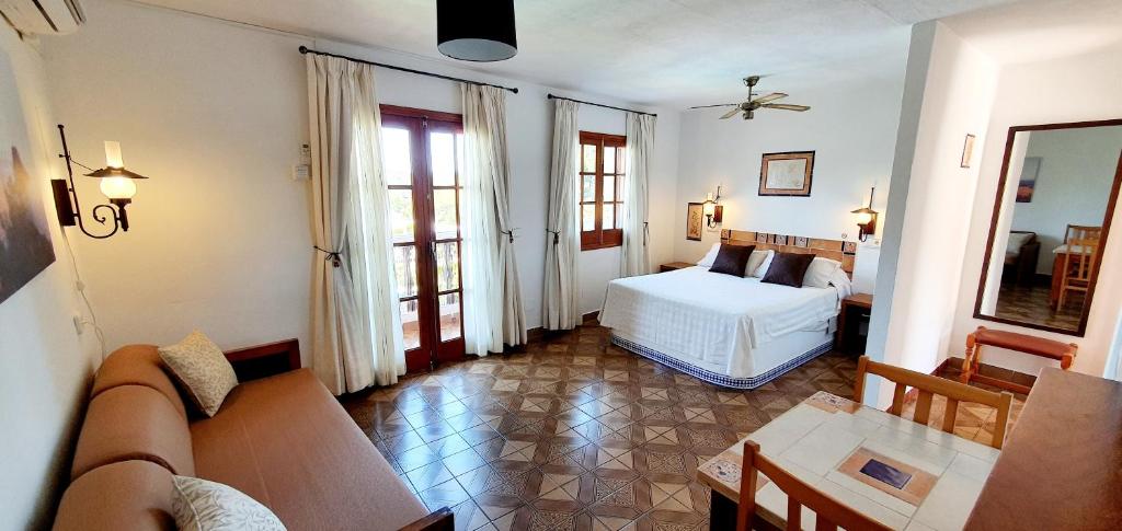 Granada Apartments Familiar Deluxe 2
