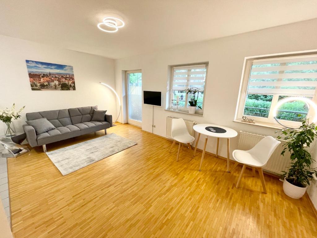Ferienwohnung Blickfang - Modernes Apartment direkt in der Altstadt von Erfurt mit Balkon - beste Lage und Aussicht 5