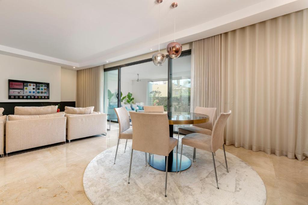 Luxorious duplex Marbella 6