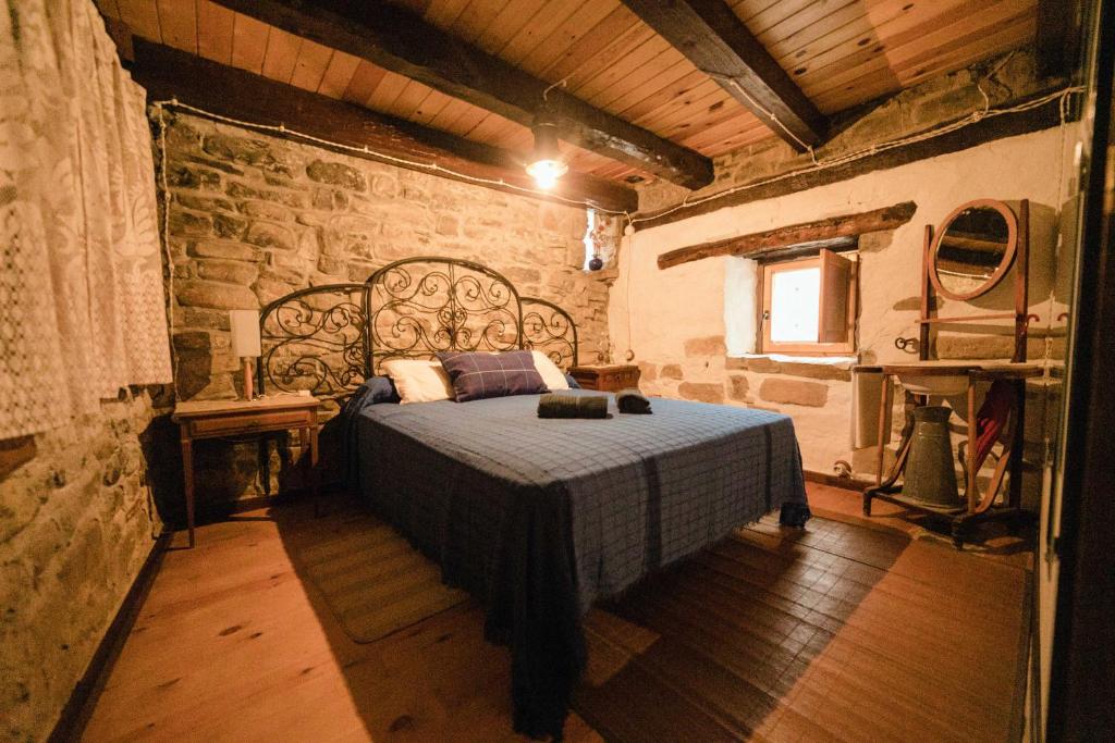 BORAU - Casa 150m2 con JARDÍN Y BARBACOA 2