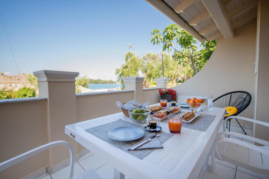 Wohnung in Korfu Süd: Venetian Shipyard Cottage