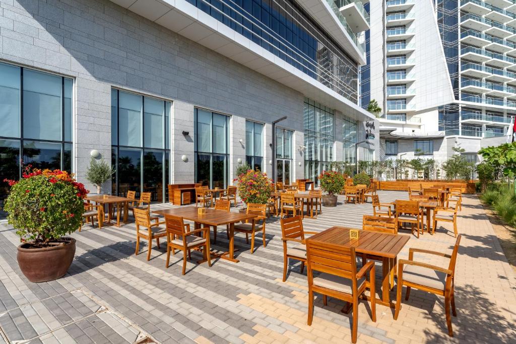 Radisson Dubai Damac Hills Image