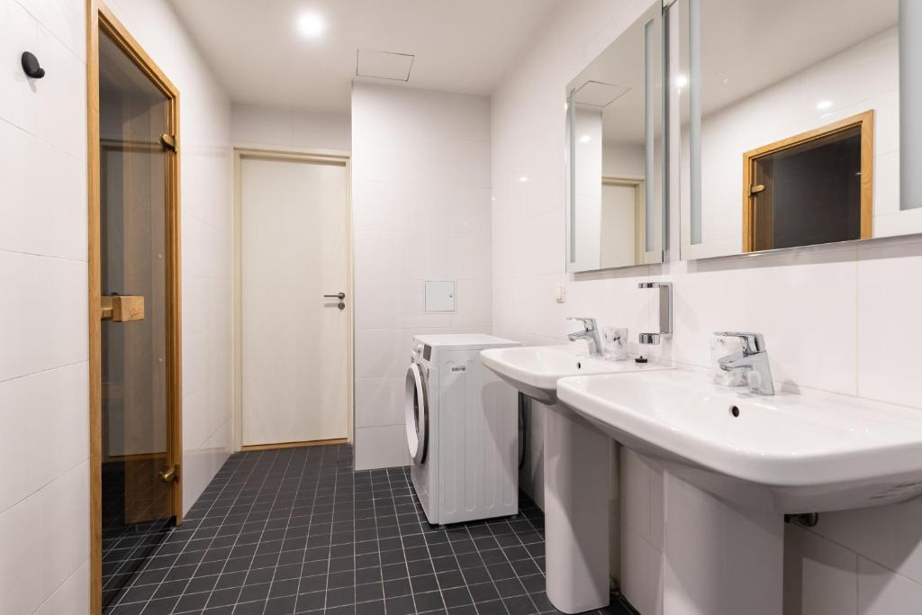 Stylish apartment with parking in Telliskivi 8