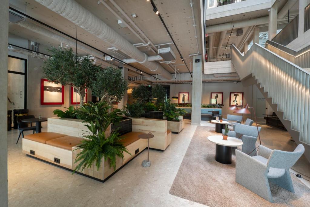 Comfort Hotel Solna Arenastaden Image