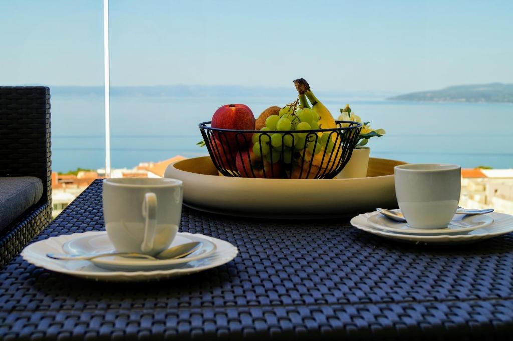 Apartment Ivona with beautiful seaview