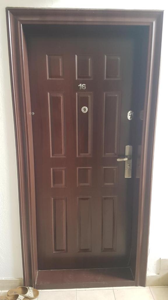 Redon Apartment 8