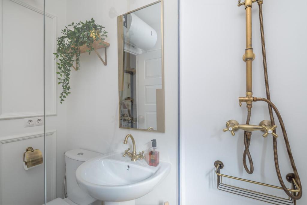 Bianca Chic Studio - Carihuela Beach at 300m 8