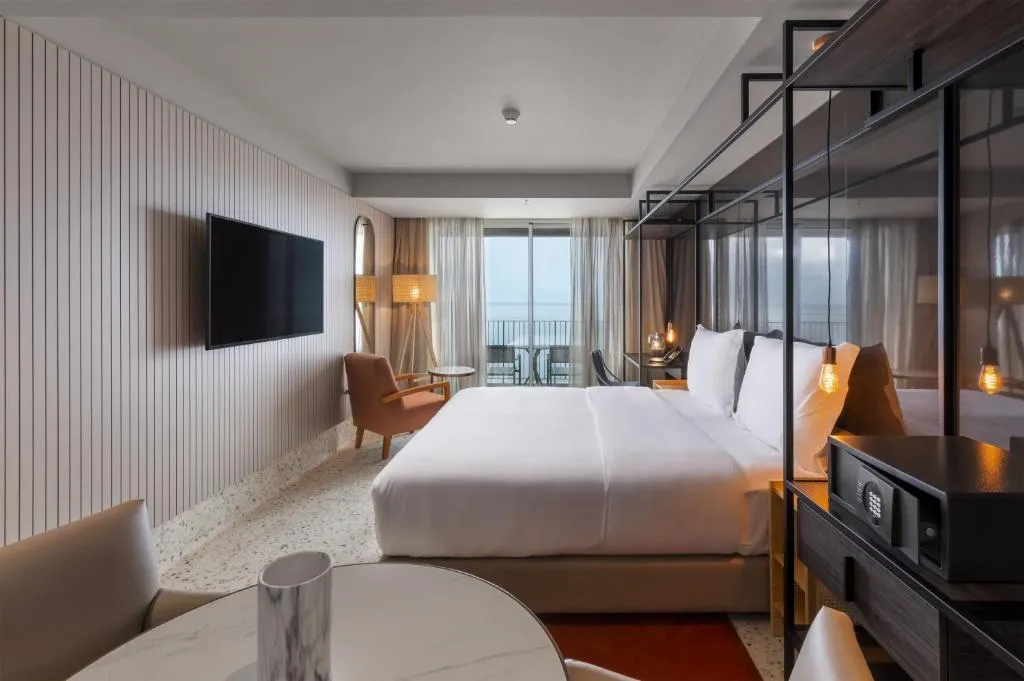NEXT - by Savoy Signature 6