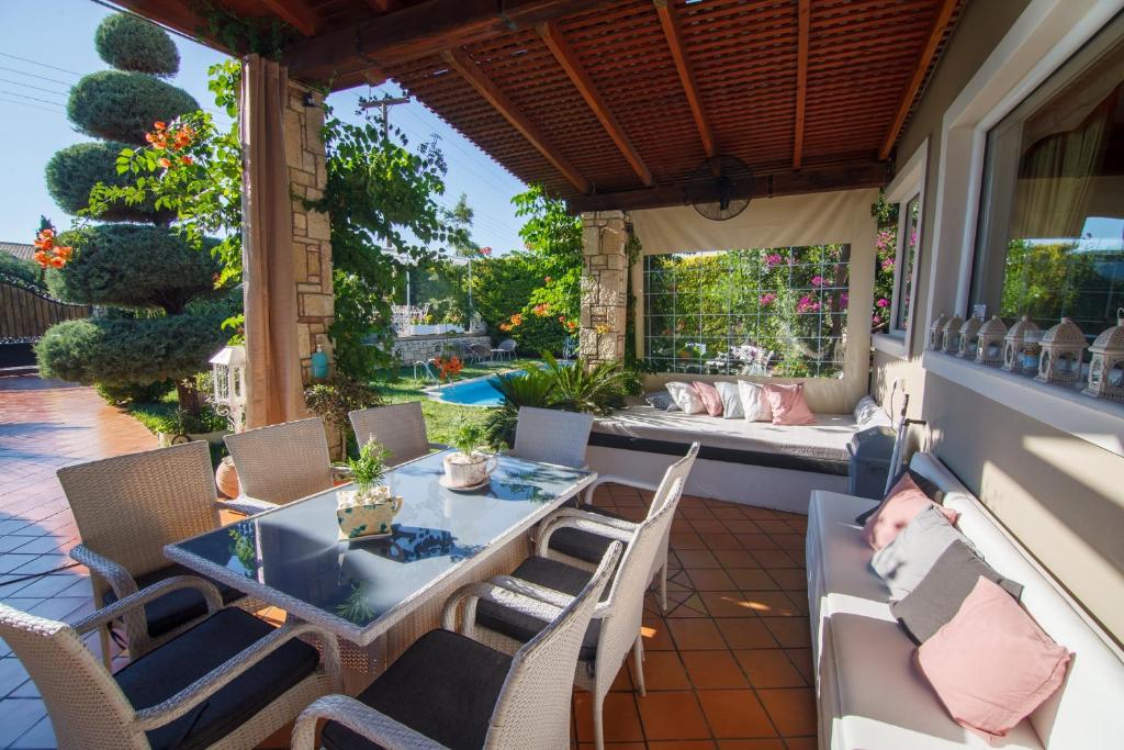 Villa Amelie-Private pool 3