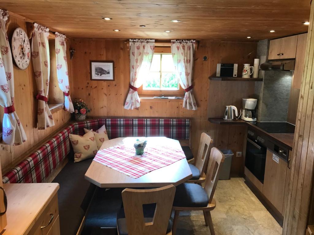 Hüttenzeit almhütte sölden 6