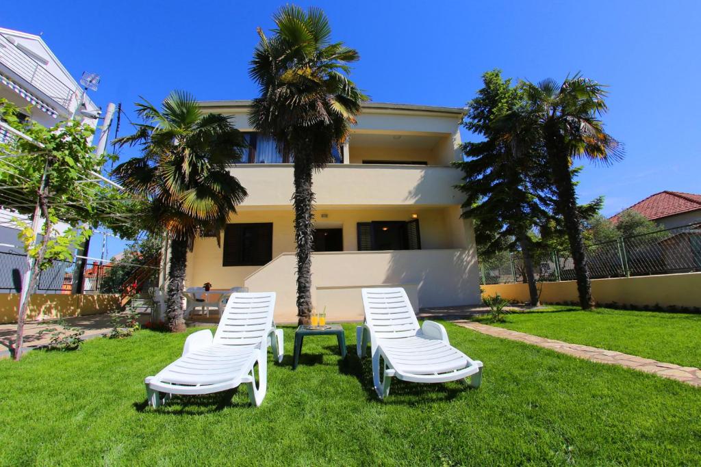 Apartments Vedrana 5