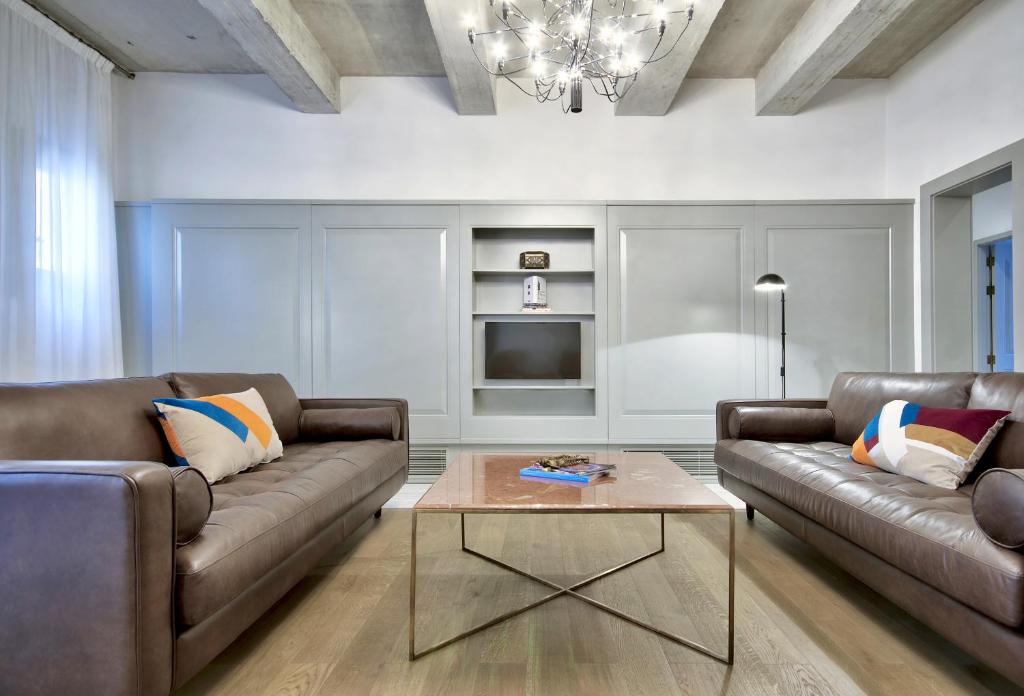 10 Strait Street Apartments 5