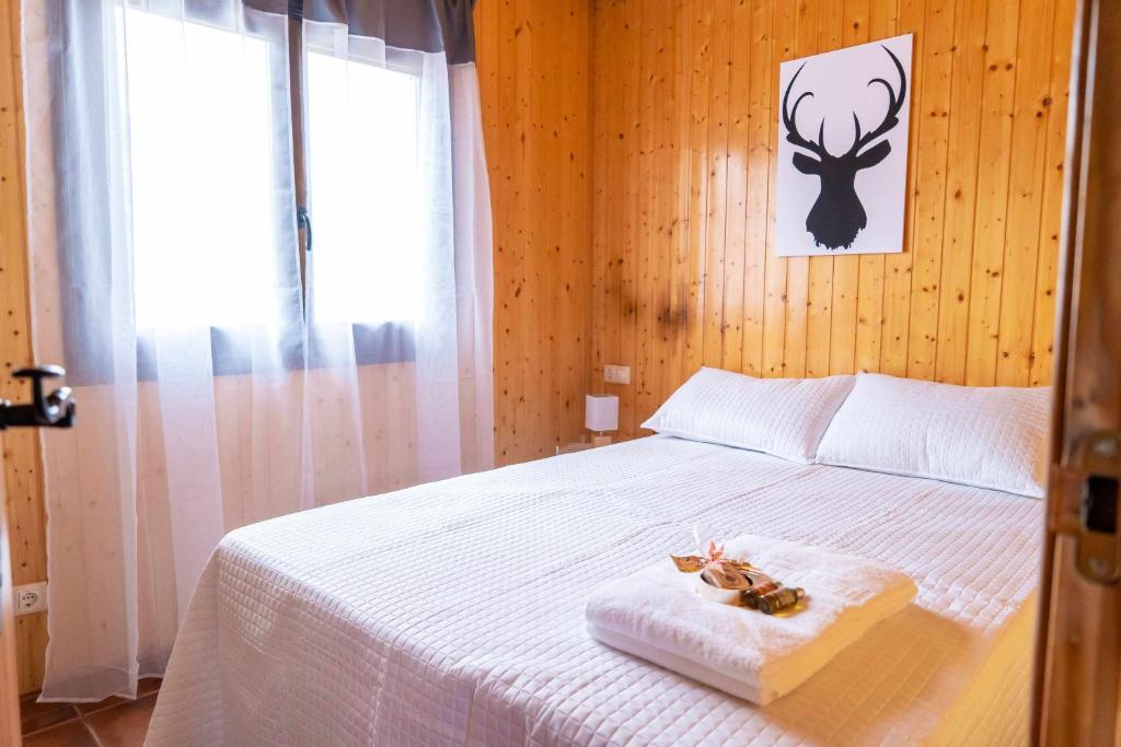 Aldea Los Odres - Cabañas de Madera de 1ª con Piscina Privada y BBQ en la puerta 7