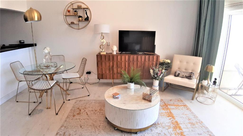 POTATO BEACH apartment at beach front & sea view 4