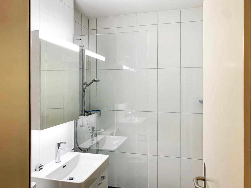 ARISER - Zug City View 1 Business Apartment 3