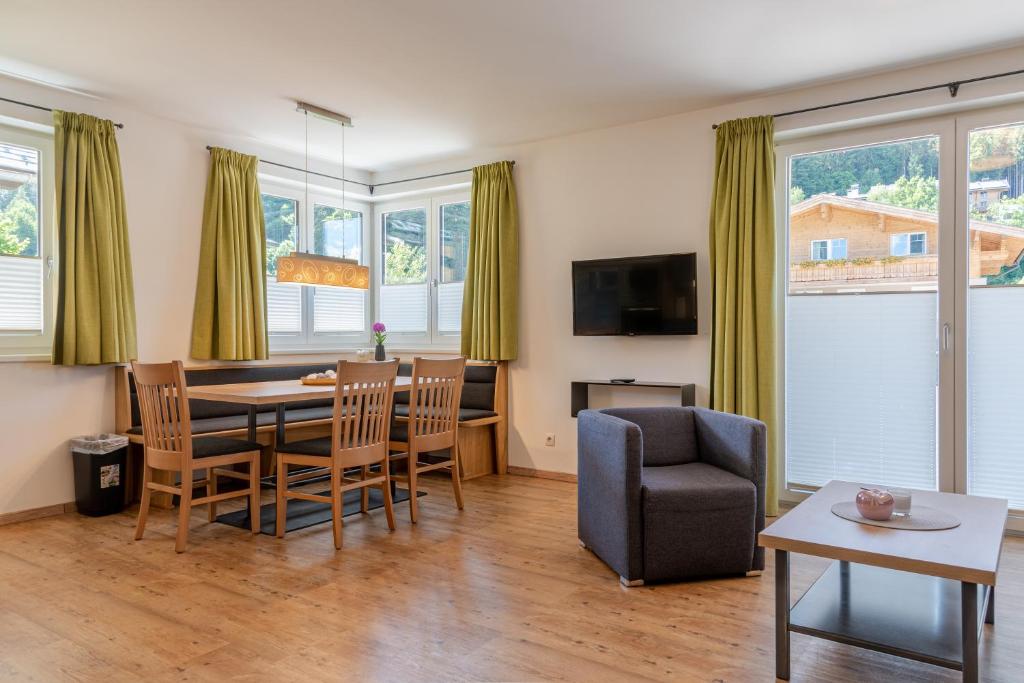 Fourteen Zell am See S&P by All in One Apartments 3