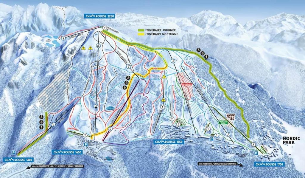 - une carte d'une station de ski dans les montagnes dans l'établissement Chaleureux appartement aux pieds des pistes, à Chamrousse