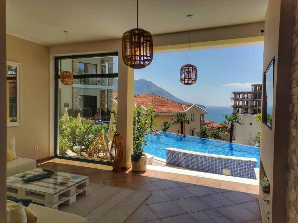 MonteDreams Royal
