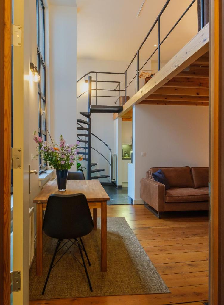 Duplex in historical centre with private courtyard 2