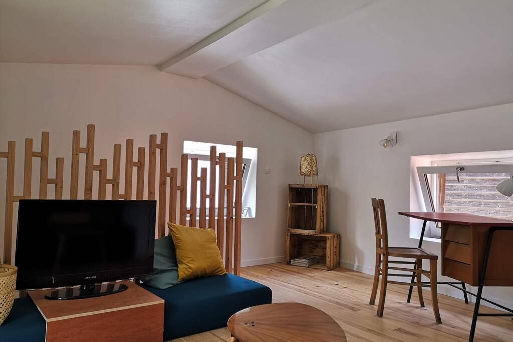 La Dilettante, petite maison rénovée, avec jardin 1