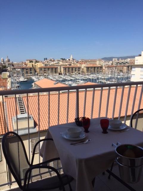 Suite privée du balcon du vieux port Marseille 1