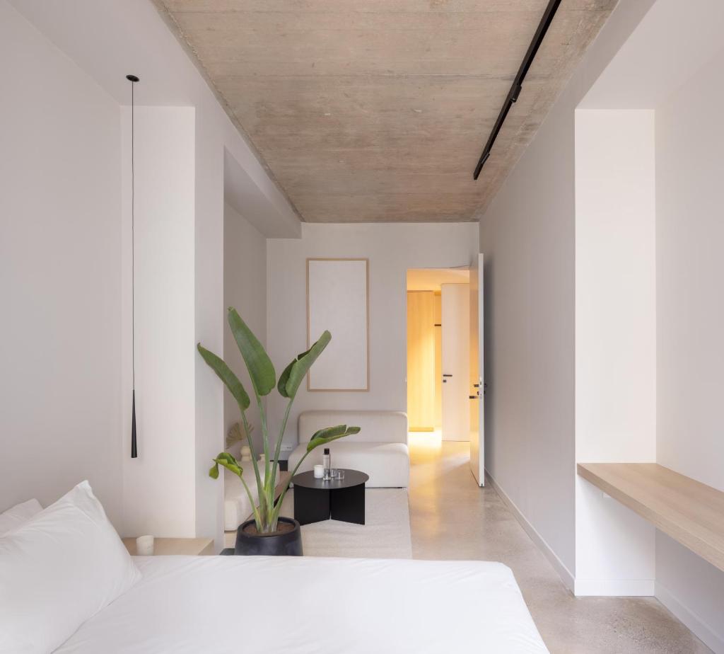 YOURS boutique stay 8