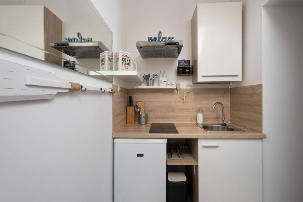 Naval studio apartment 3