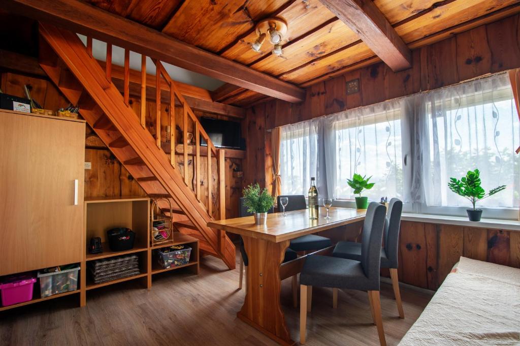 Apartma PEPI 1