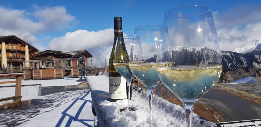 Photo de la galerie de l'établissement Hôtel 3 étoiles -Restaurant Le Pilatus Courchevel, à Courchevel