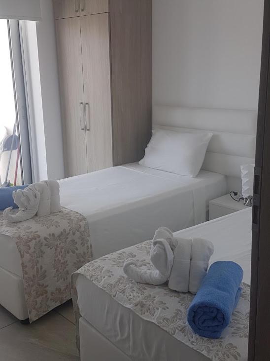 Christopher's Sandy Beach Suites 6