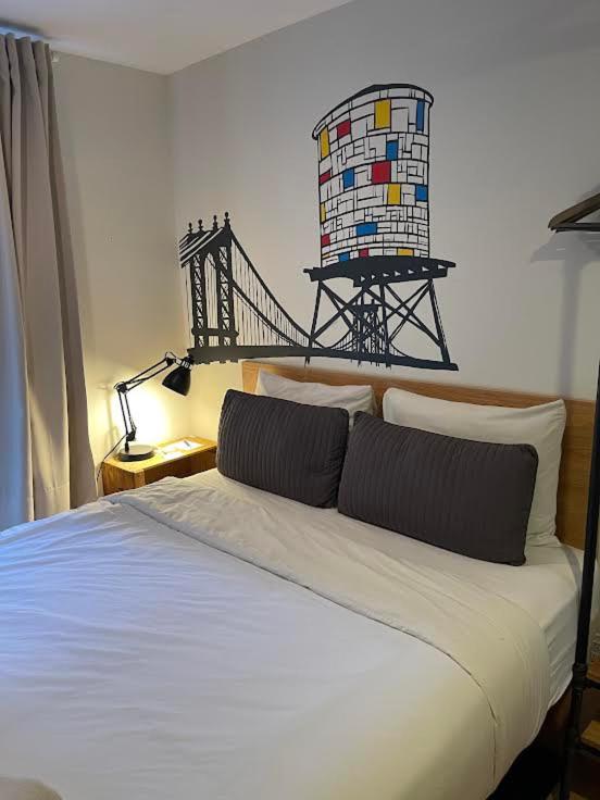 Chelsea Rooms NYC Image