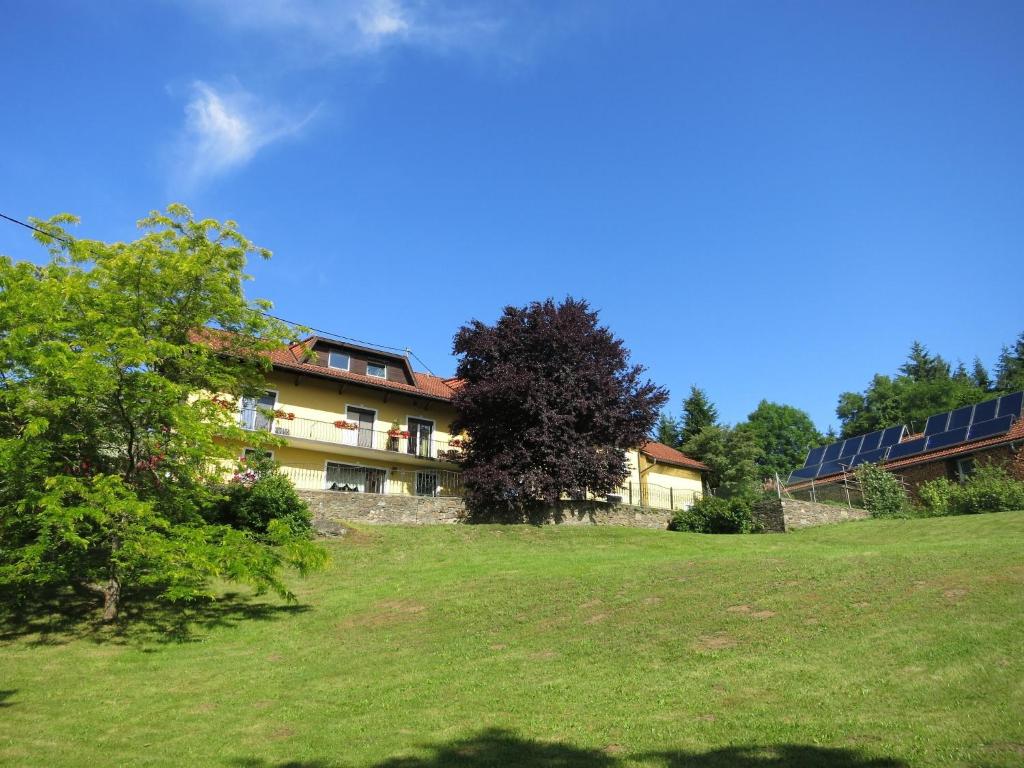 Ferienwohnungen Kremsbrucker 6