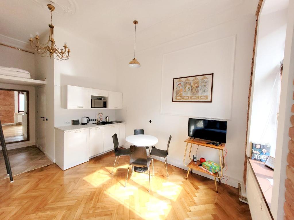Piotrkowska Gallery Apartments 7