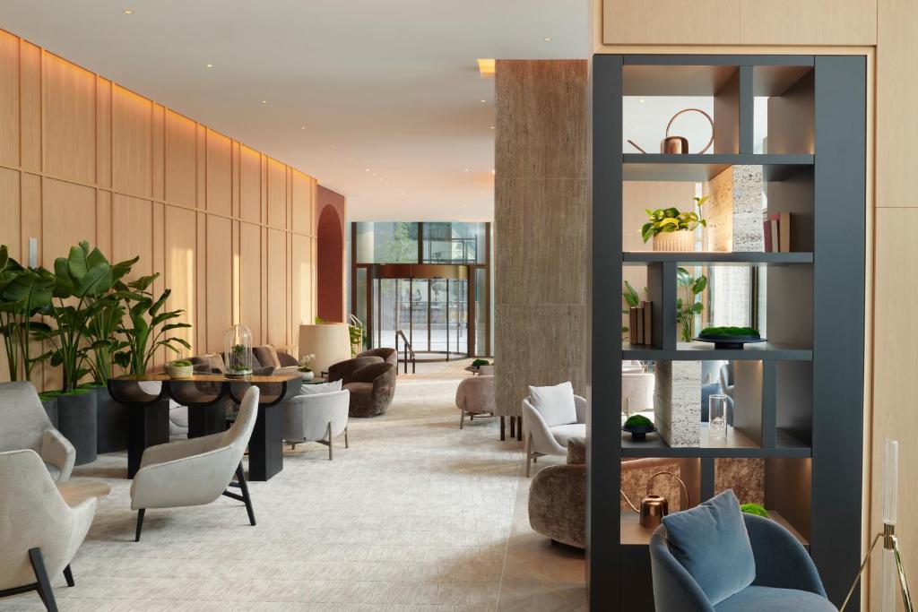 Pan Pacific London Image