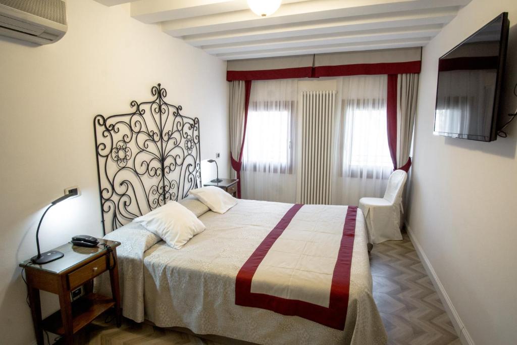 Hotel Antigo Trovatore Image