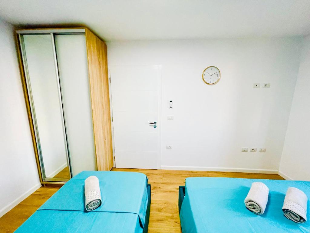 Central Apartment 2, Tirana 3