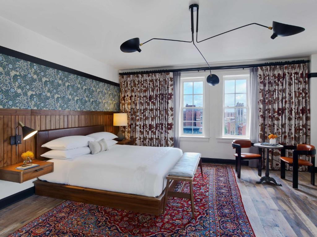 Hotel Revival Baltimore Image