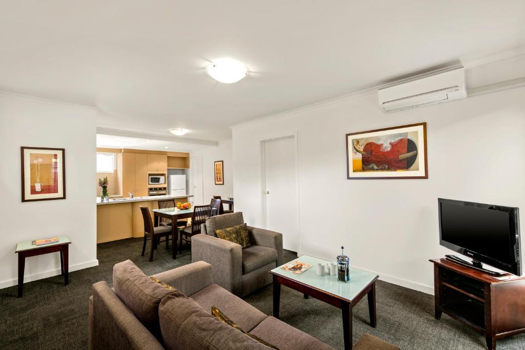 Comfort Apartments Royal Gardens Image