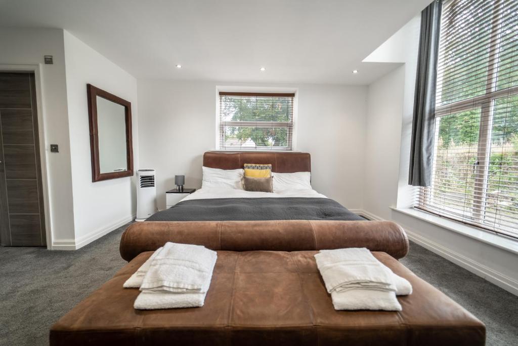 The Ashcroft Studios & Apartments with Free Parking 2