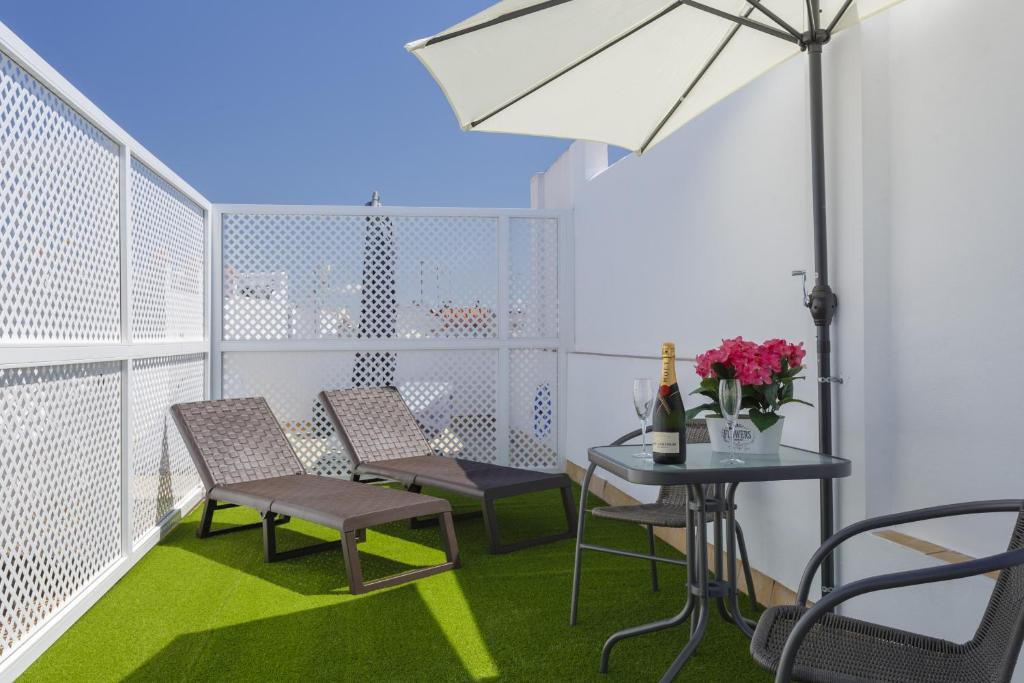 Apartamentos LOTO y LIZ by Cadiz4Rentals 8