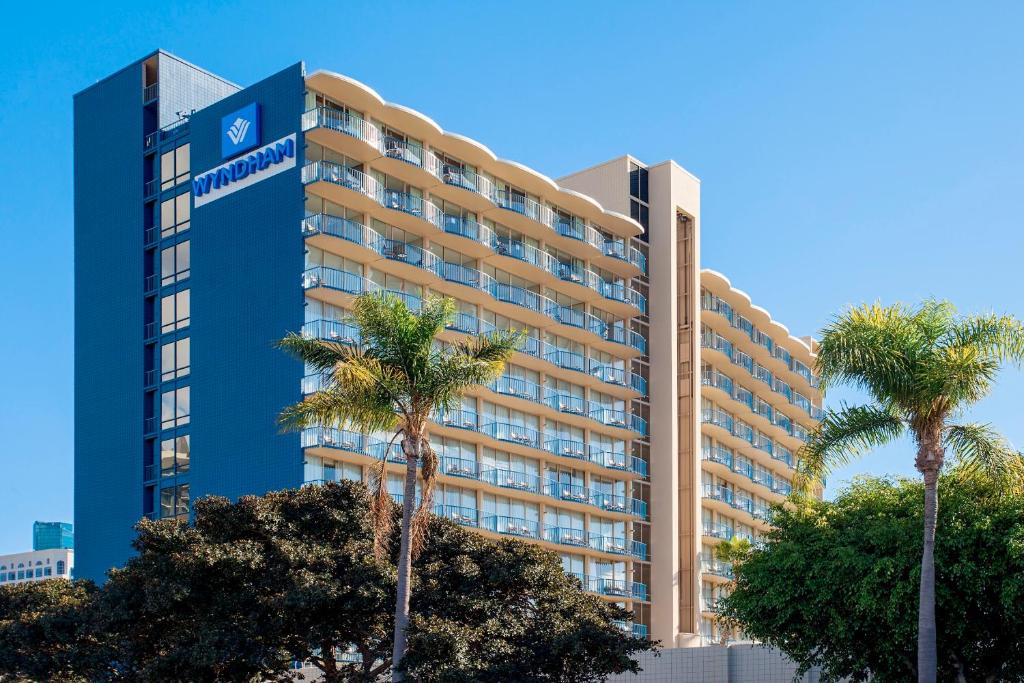 Wyndham San Diego Bayside Image